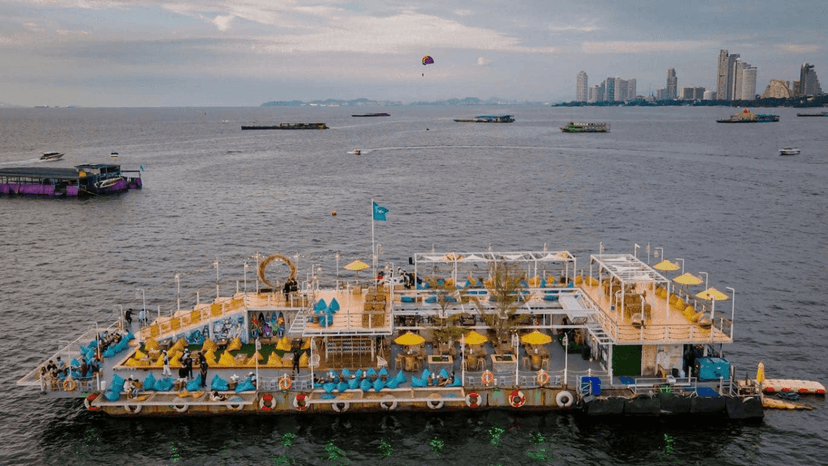 Round Trip Speedboat Boarding For Tappia Floating Cafe Pattaya