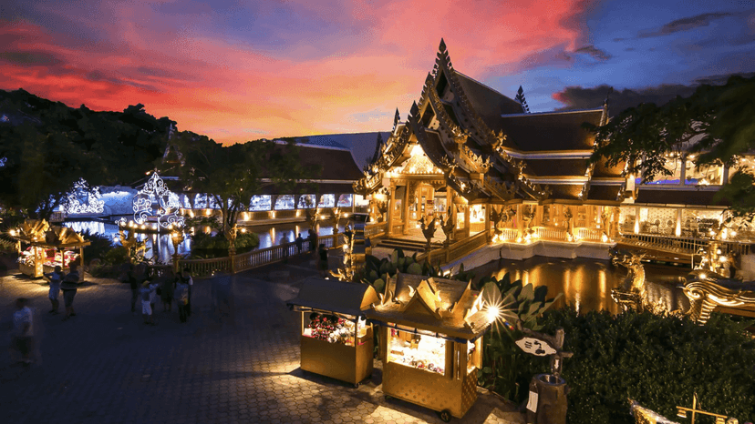 FantaSea Show Phuket