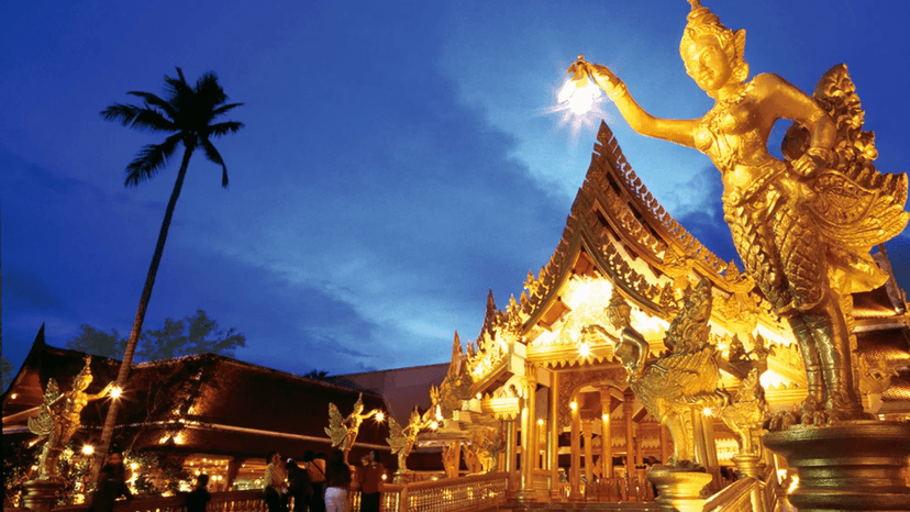 FantaSea Show Phuket