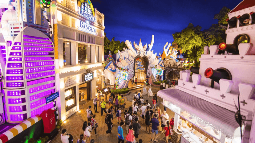 FantaSea Show Phuket