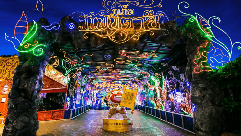 FantaSea Show Phuket