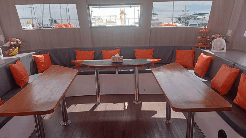 Unlimited Ice Water Soda Service On Private Yacht Pattaya