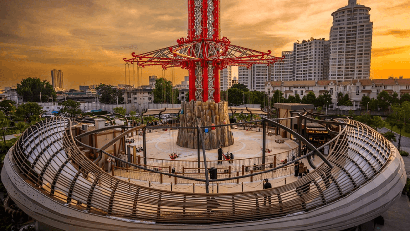 Asiatique Riverfront Skyline View Near SkyFlyers Bangkok
