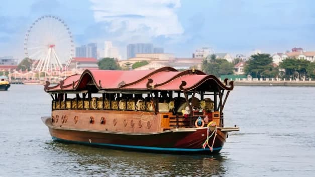 Manohra Dinner Cruise in Bangkok