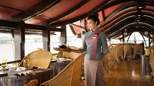 Manohra Dinner Cruise in Bangkok